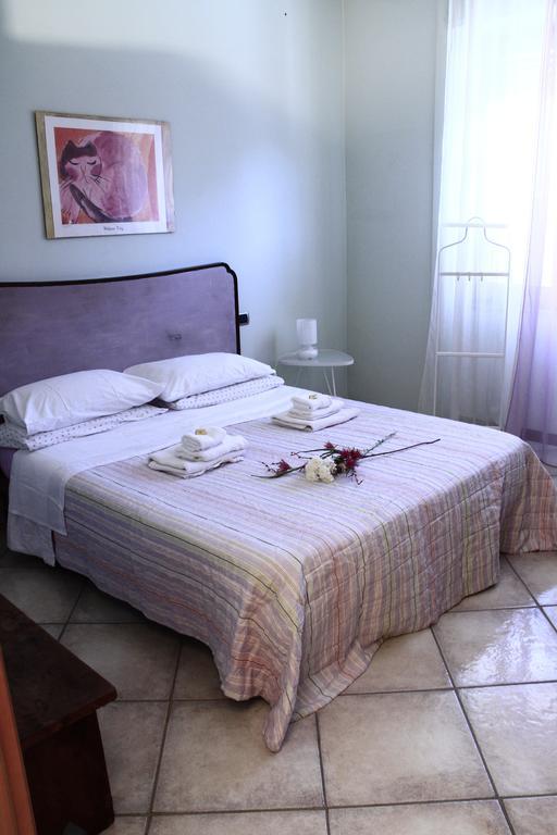 אבלינו B&B L'Angoletto חדר תמונה