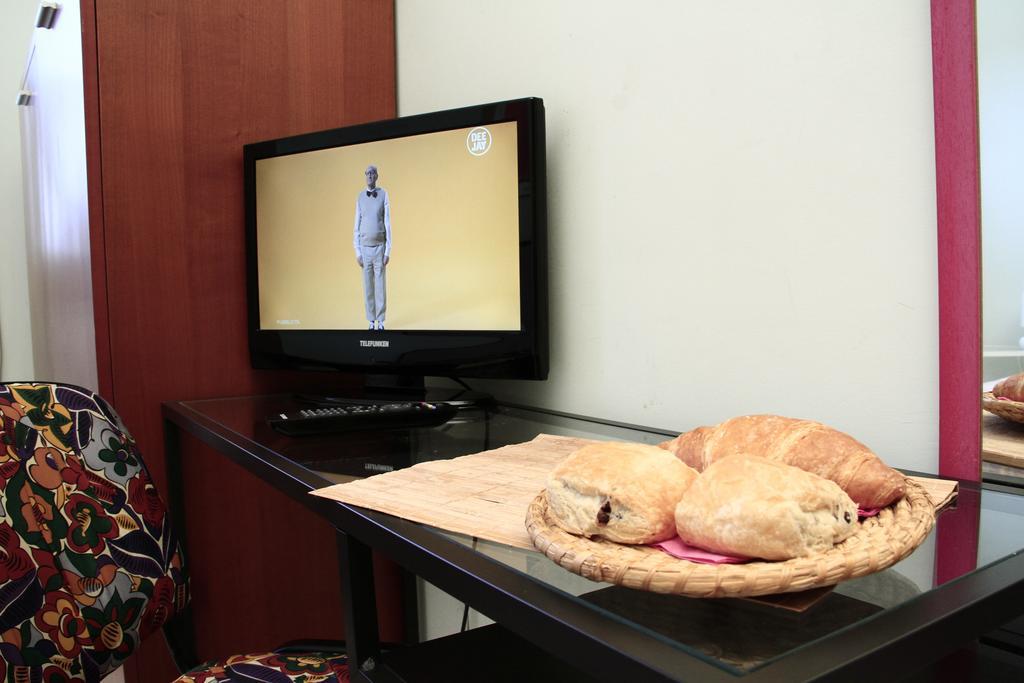 אבלינו B&B L'Angoletto חדר תמונה
